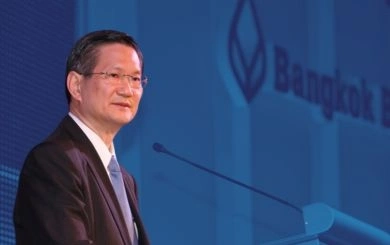 30 ปี “ชาติศิริ โสภณพนิช” จากวิกฤตต้มยำกุ้งสู่การปฏิวัติดิจิทัลแบงกิ้ง