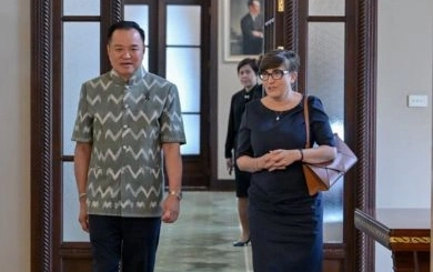 นายกรัฐมนตรีไทยหารือเอกอัครราชทูตออสเตรเลียเรื่องความร่วมมือด้านพลังงานและการจัดหาน้ำมัน