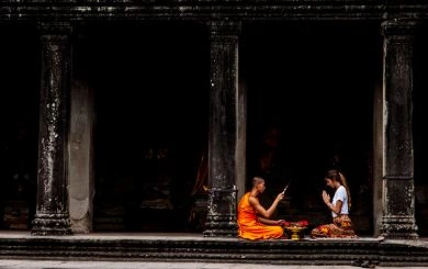 วิกฤตศรัทธา! มรสุมวงการสงฆ์ ฉุดท่องเที่ยวเชิงจิตวิญญาณ 15,000 ล้านสั่นคลอน