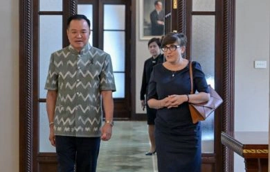 นายกรัฐมนตรีไทยหารือเอกอัครราชทูตออสเตรเลียเรื่องความร่วมมือด้านพลังงานและการจัดหาน้ำมัน