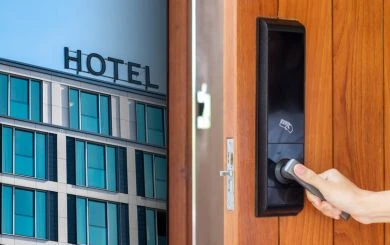 การปล่อยเช่าคอนโดรายวันผิดกฎหมายอย่างไรและแนวทางลงทุนอสังหาฯ อย่างถูกกฎหมายและยั่งยืน